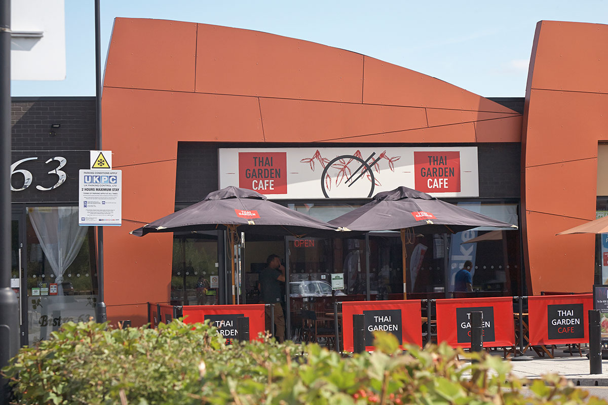 thai garden cafe signage